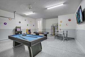 Solara Resort Vacation Home 6BR