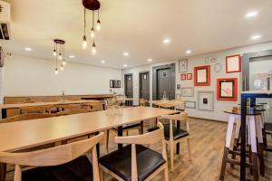 Townhouse Sector 66 Noida Near Noida Sector Metro Station