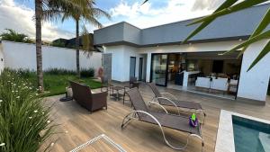 Casa de luxo em condomínio