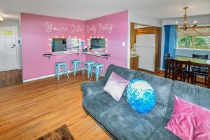 Super Cute Five Bedroom Home in Denver Perfect For Girls Trips