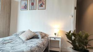 Maisons de vacances Le Constantin - maison spacieuse et conviviale - 5 ch et 2 SDB : photos des chambres