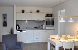 Apartment 6 "Strandkrabbe", Apartmenthaus Hafenspitze, Blickrichtung InnenstadtBinnenhafen