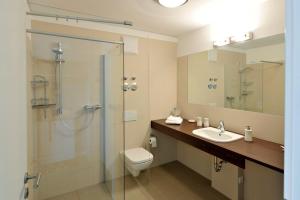 Apartment 13 "Möwennest", Blickrichtung offenes MeerBinnenhafen Nord