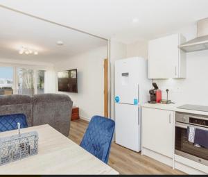 Caul View Apartment