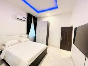 Fabulous 2 Bedroom Flat - Ifako