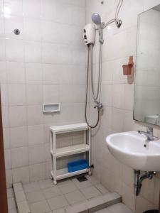 Sewa Apartemen Thamrin Residences