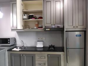 Sewa Apartemen Thamrin Residences