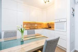 Apartments with parking space Kastel Sucurac, Kastela - 23868