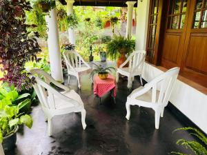 Two-room cottage kandy