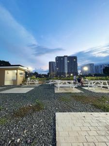 CityView Near Airport with Pool&Balcony