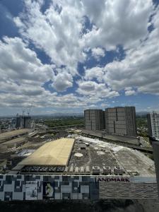 VINIA INFINITY STUDIO 4 near MALLS and MRT STATION