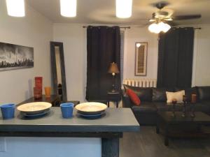 Charming Century 2 Bedroom Downtown New Liskeard