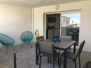 Appartements Appartement climatise avec parking, proche mer, pour 4 pers. - FR-1-475-199 : photos des chambres