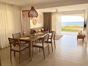 Solara West - Private Pool and Seafront