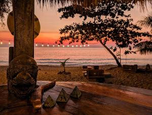 KAMAKU Bungalows - Sunset Beach