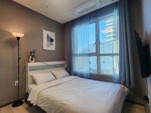 Brand New Residence with Family