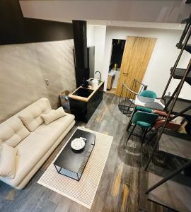 Arias Luxury Residence