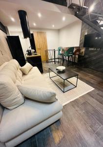 Arias Luxury Residence