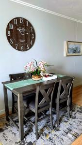 Ellipse Waterfall Luxury Sapphire