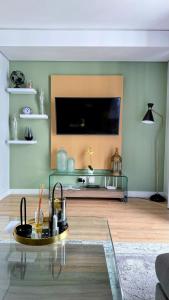 Ellipse Waterfall Executive Luxury Sapphire