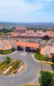 Ellipse Waterfall Executive Luxury Sapphire