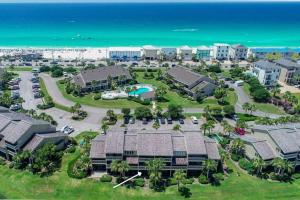 Chick and Dudes Beach Escape condo