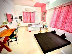 Citi Studio Apt-306-Service Apartment-Sinhgad Road-OTT-Kitchen-Parking