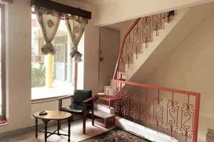 2 Bedroom in C-Scheme, Jaipur - Jaipur