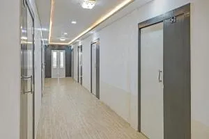 Hotel O Mr Crown Inn To Inn - Charbagh