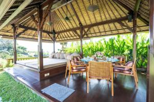 Luxury Villa with Butler Service and Spa