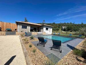 Villas Villa la crozette 4 etoiles, climatisee avec grande piscine : photos des chambres