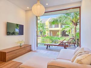 Modern OASIS Wabi Sabi Villa 4BR with Priv POOL