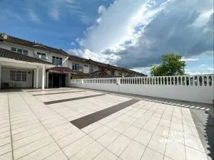 Kempas Family Suites Homestay - Kempas