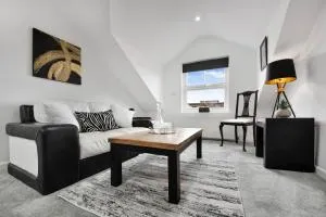 WhiskAwayStays - Field House - Apartment 1 - Henwick