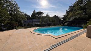 Villas Le Clos des Moriers 2 hours from Paris-Piscine-12 pers : photos des chambres