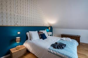 Villas Le Clos des Moriers 2 hours from Paris-Piscine-12 pers : photos des chambres