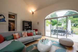 Villas Le Clos des Moriers 2 hours from Paris-Piscine-12 pers : photos des chambres