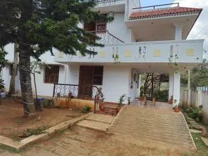 Mountain Breeze - Krishnagiri