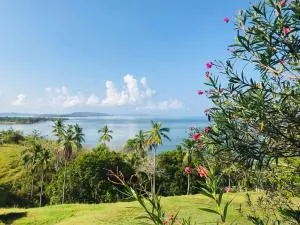 A & L Resort - Sea & Mountain View - Looc