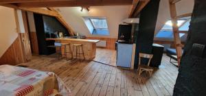 Appartements Loft des Cimes - Evasion en montagne avec local velo prive : photos des chambres
