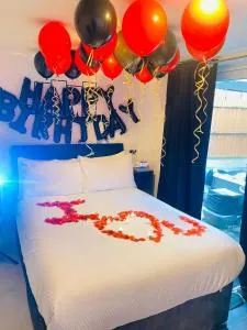 Cozy Love Nest With Or Without Hot-Tub and Outdoor Cinema - Castleton