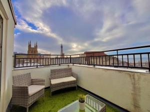 Franks Apt 4 - Roof Terrace - Sleeps 6