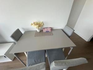 Wsp L63 skyline city view free parking