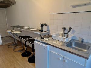 Studio Hyper Centre au Calme, Confort & Équipé