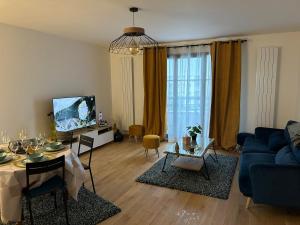 Close to Paris, for work or family