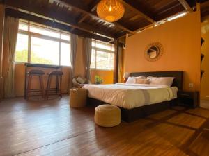 Spacious BOHO Studio Apartment