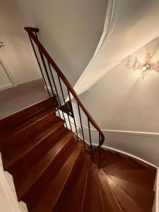 Charming Cottage with Spa and Nature Views