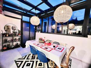 Charming Cottage with Spa and Nature Views