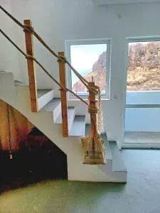 Domus Belota - Pinto