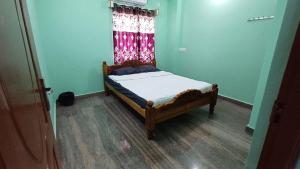 WHITRS INN KILAMBAKKAm